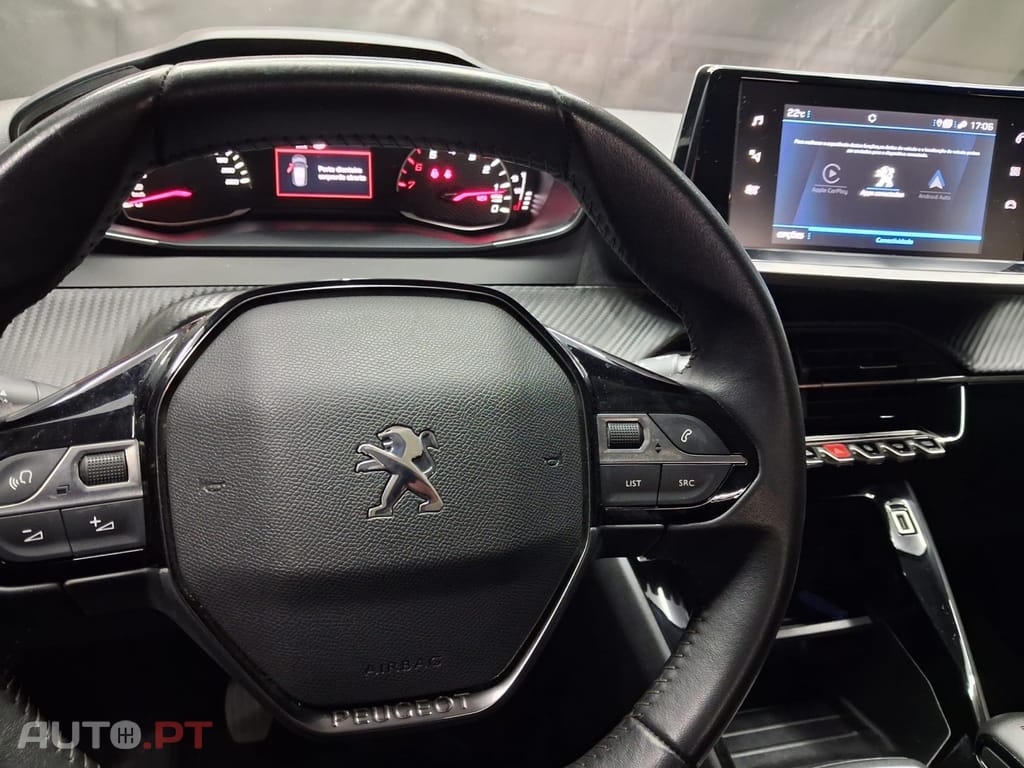 Peugeot 2008 1.2 PureTech Active Pack