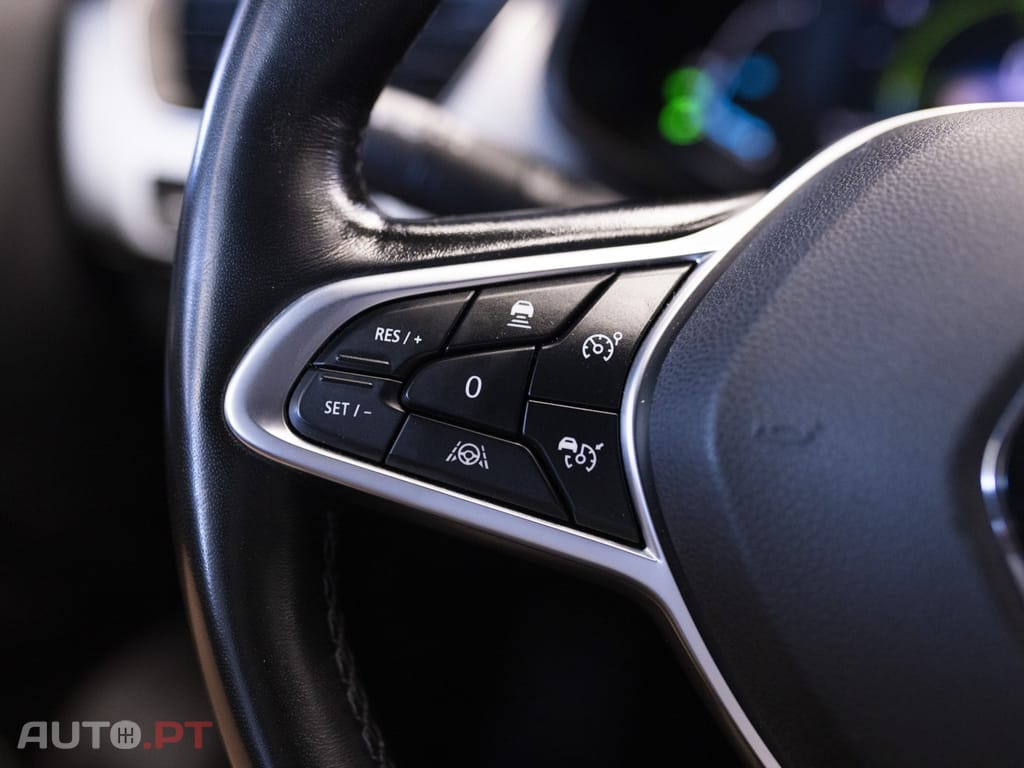 Renault Arkana 1.6 E-Tech Intens