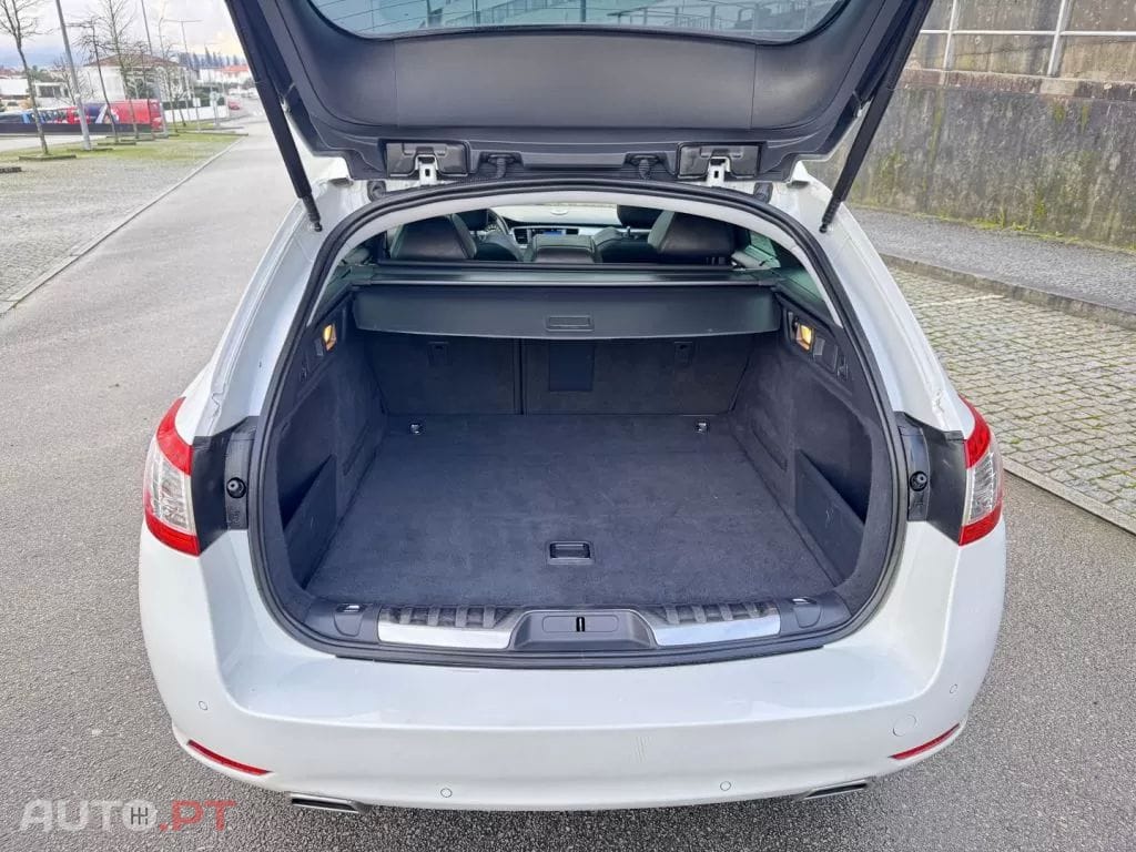 Peugeot 508 SW 2.2 HDi GT AM6