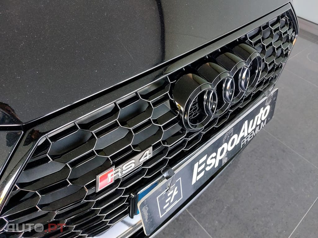 Audi RS4 2.9 TSI quattro Tiptronic