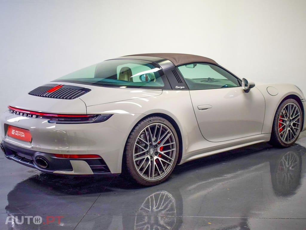 Porsche 911 Targa 4S PDK 992