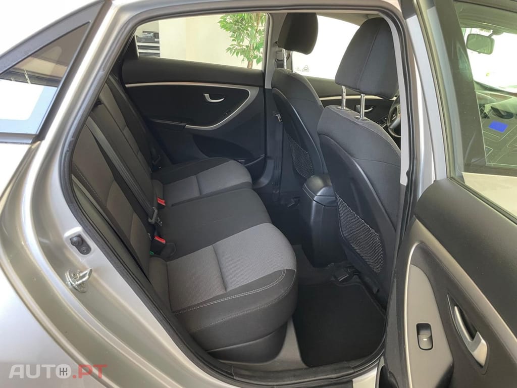 Hyundai i30 1.6 CRDi Blue Comfort J16