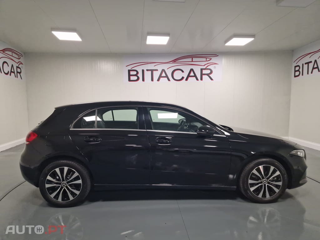 Mercedes-Benz A 250 E STYLE PLUS Hibrido Plug-In