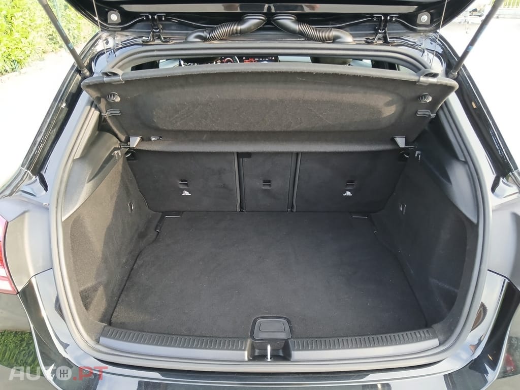 Mercedes-Benz A 180 d 7G-DCT