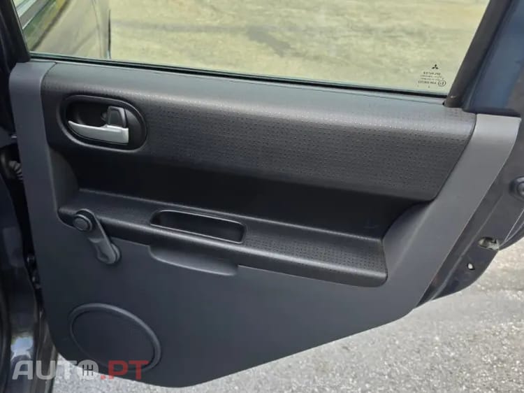 Mitsubishi Colt 1.3 Invite CA