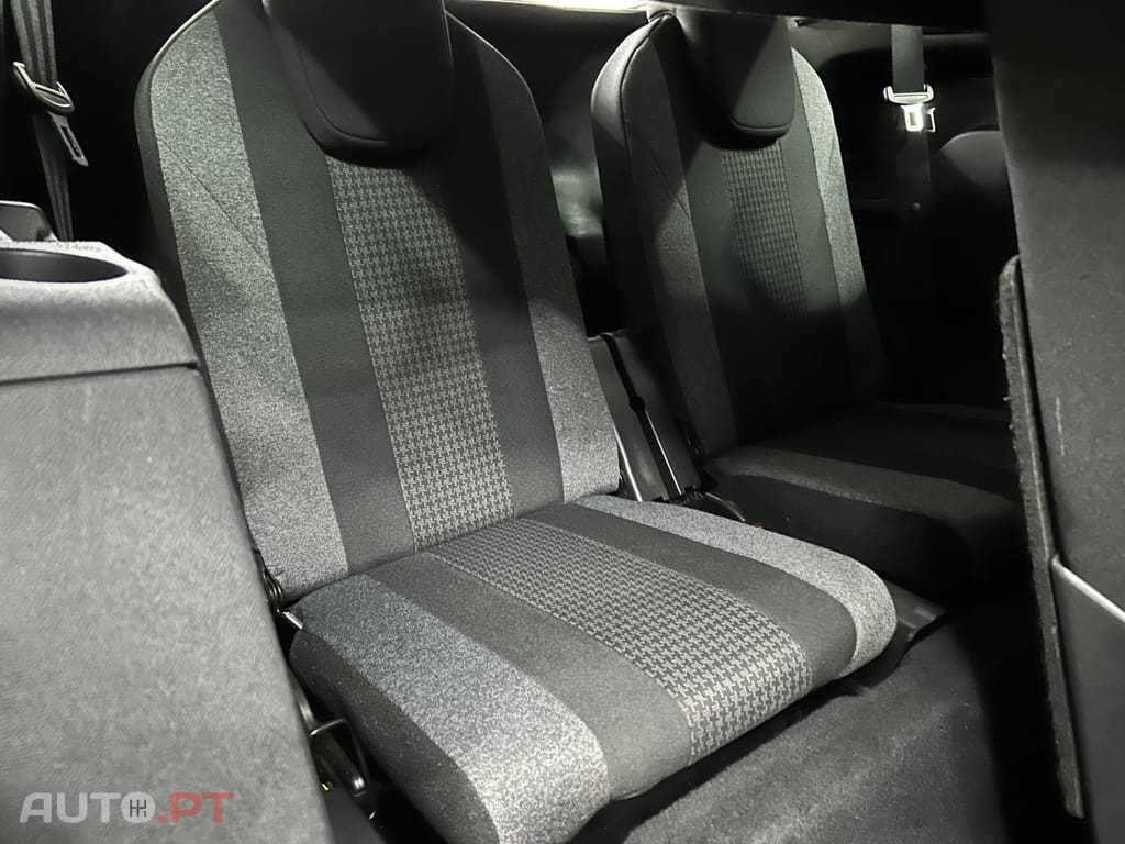 Peugeot 5008 1.2 PureTech Active