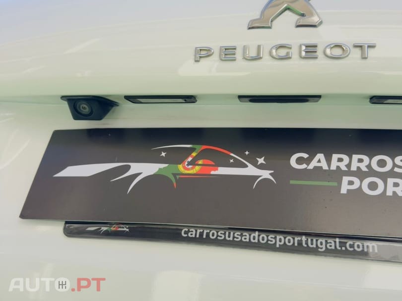 Peugeot 2008 1.2 PureTech Allure
