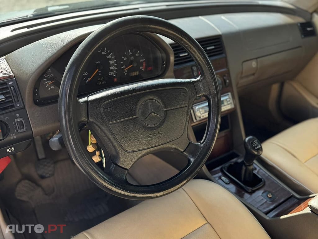 Mercedes-Benz C 220 D Elegance