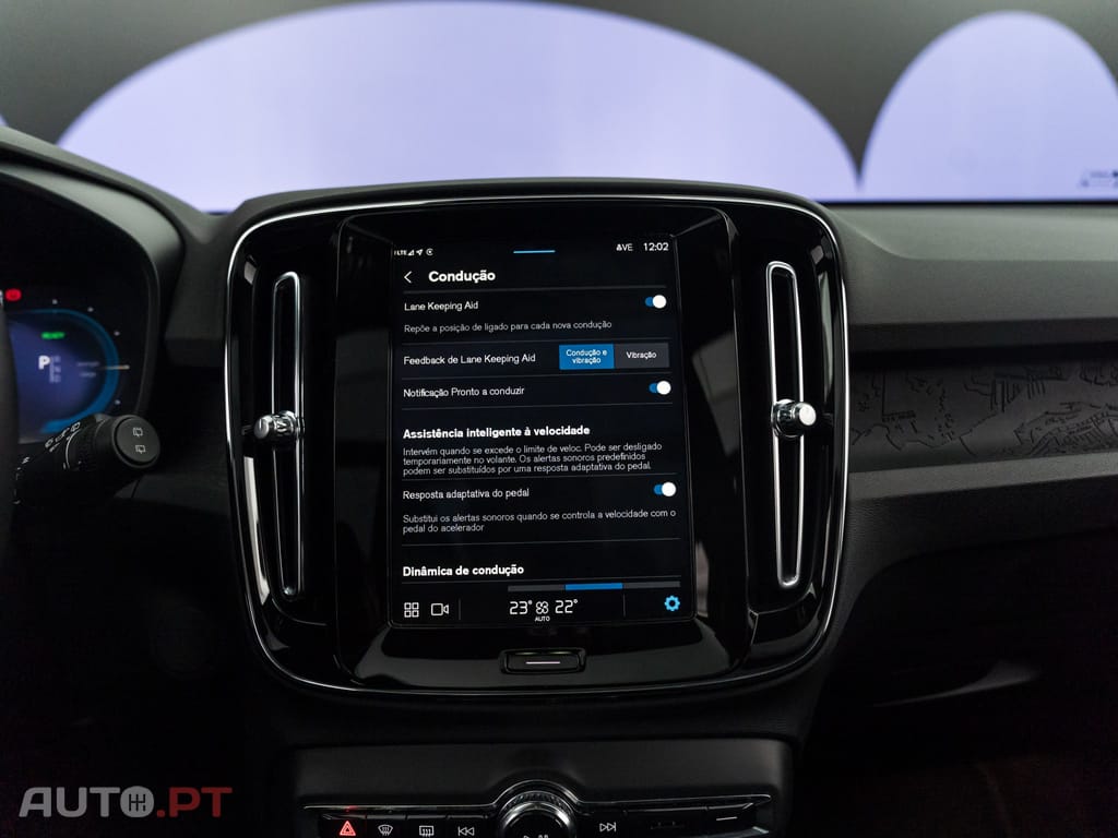Volvo EX40 82 kWh Single Motor Extended Range Core