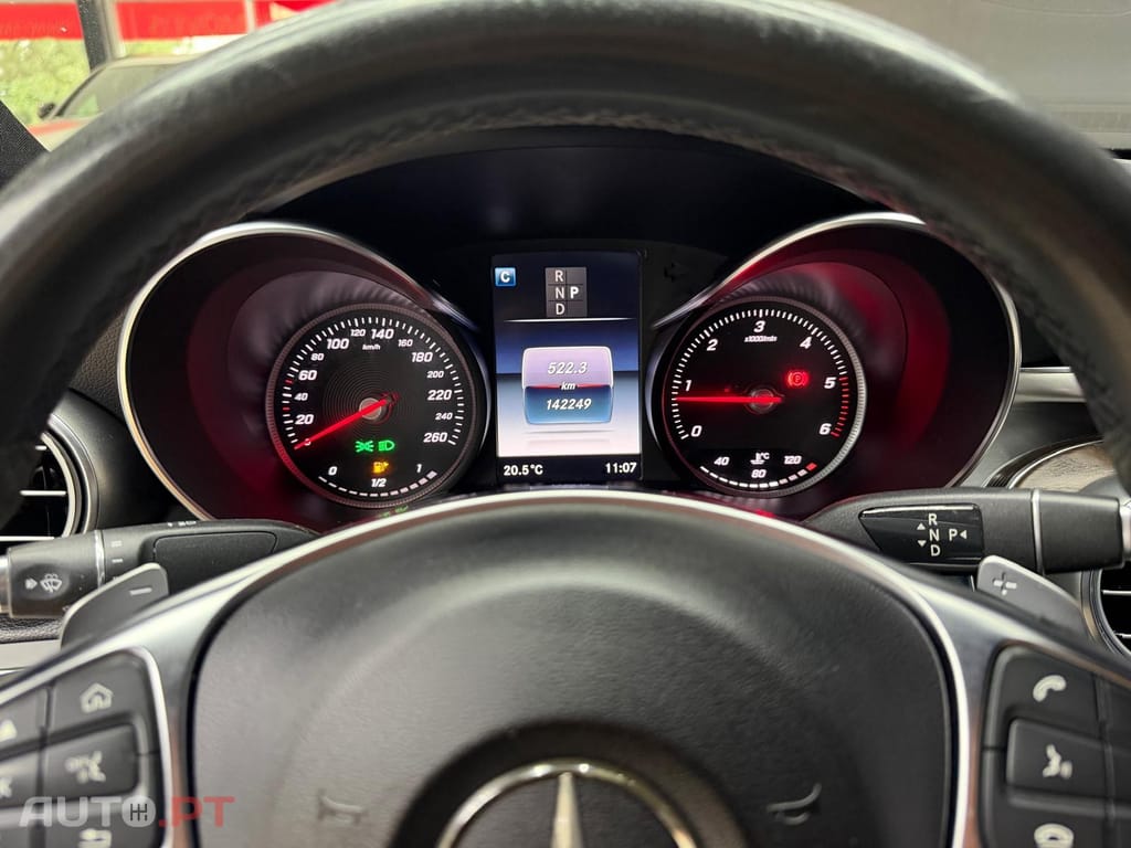 Mercedes-Benz C 220 d 9G-TRONIC AMG Line