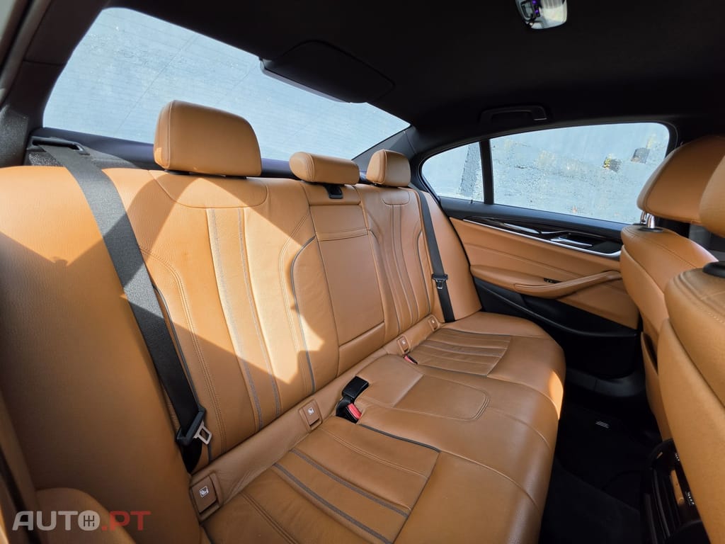 BMW 530 e iPerformance Line Luxury