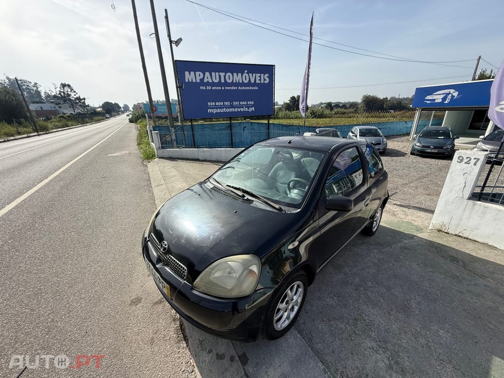 Toyota Yaris 1.0 Base C/Radio