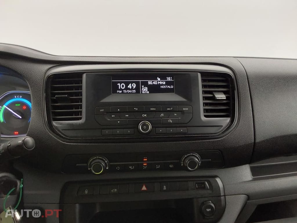 Peugeot E-Expert 75 kWh Standard