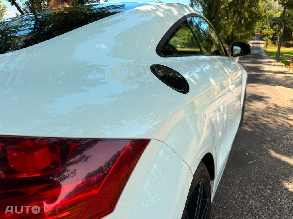 Audi TT 2.0 TFSi S-line