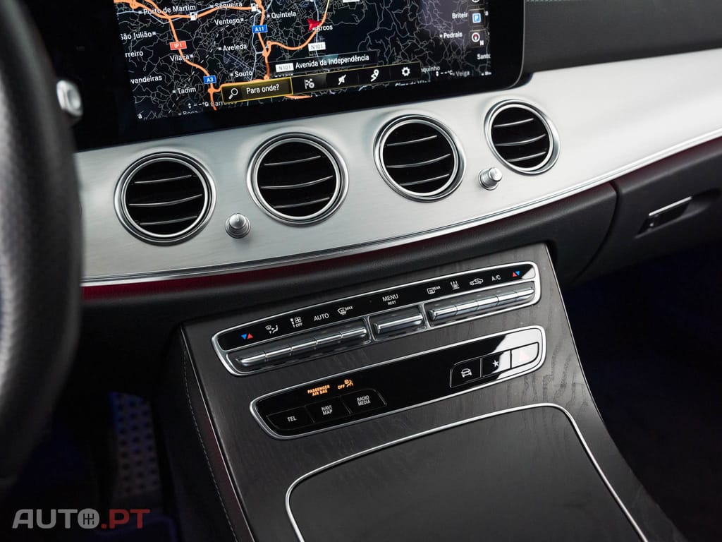 Mercedes-Benz E 300 e AMG Line