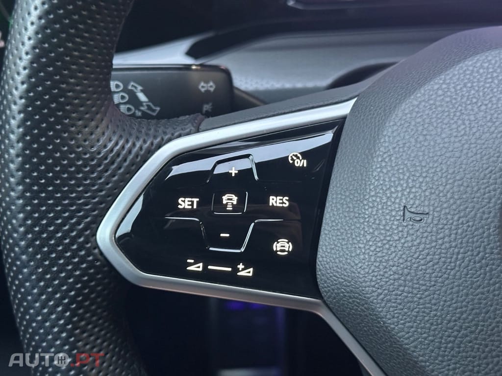 Volkswagen Golf 2.0 TSI GTI