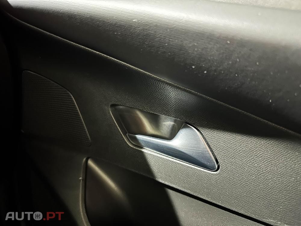 DS DS3 Crossback E-Tense Performance Line