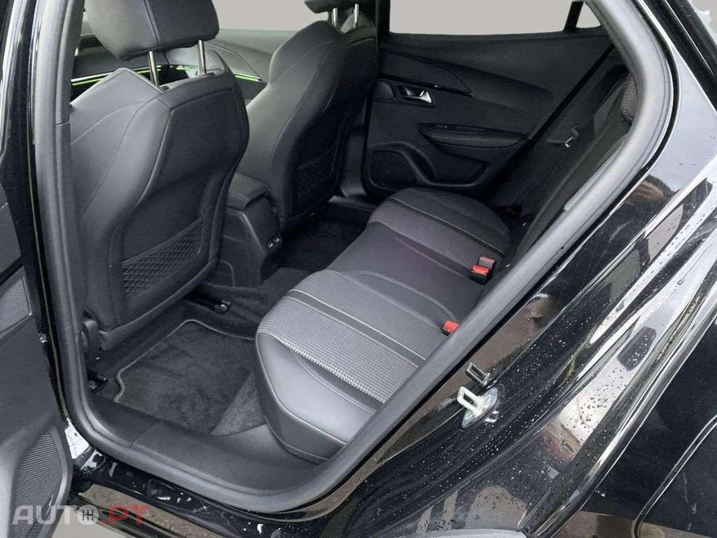 Peugeot E-2008 GT I.V.A DEDUTÍVEL 