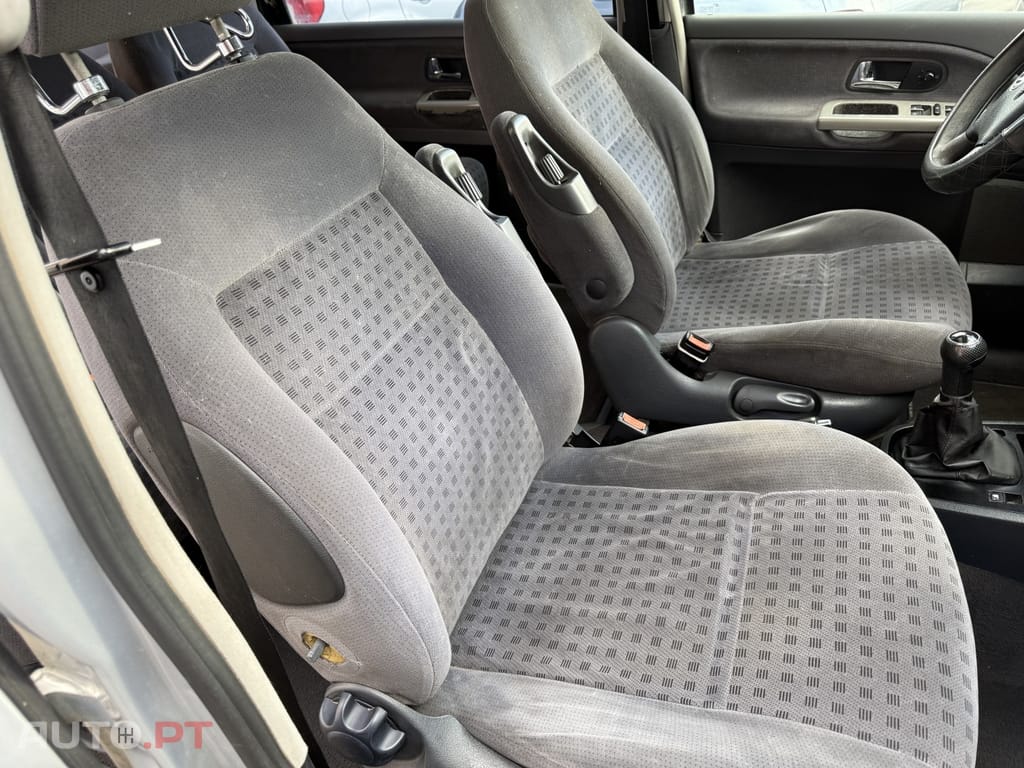 Volkswagen Sharan 1.9 TDi Family