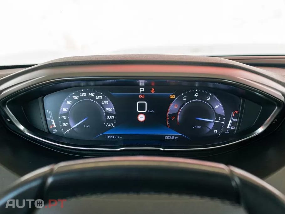 Peugeot 3008 1.2 PureTech Allure EAT6