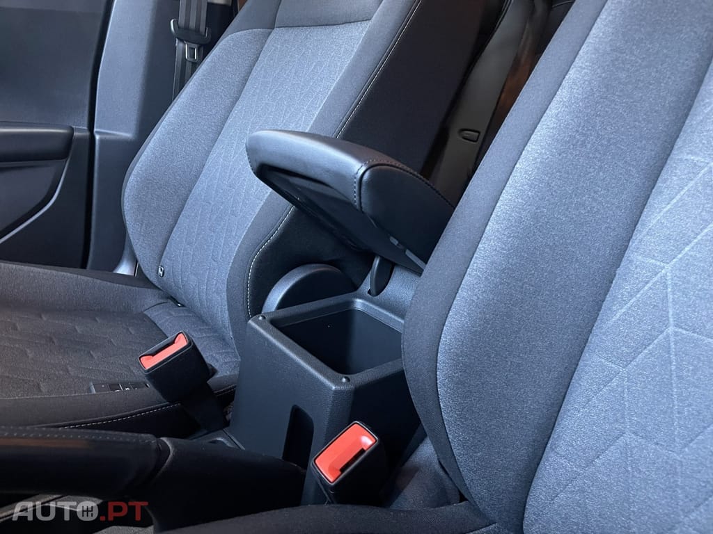 Volkswagen T-Cross 1.0 TSI Urban DSG