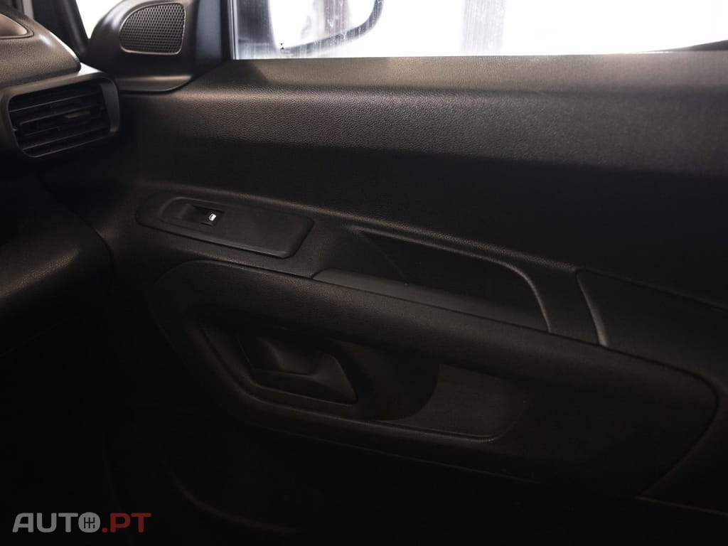Peugeot Partner 1.6 BlueHDi L2 Premium 3L ETG6