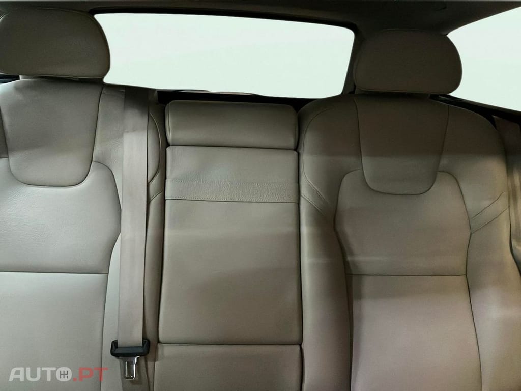 Volvo V90 2.0 D4 Momentum Plus Geartronic