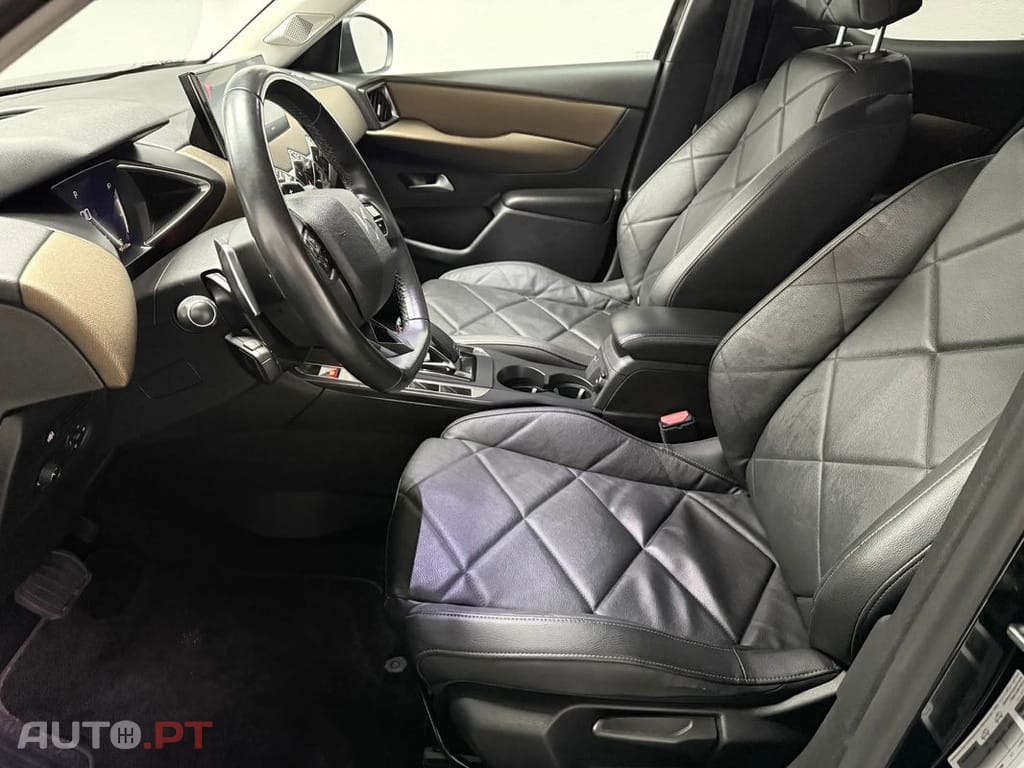 DS DS3 PureTech 130 Aut. PERFORMANCE LINE