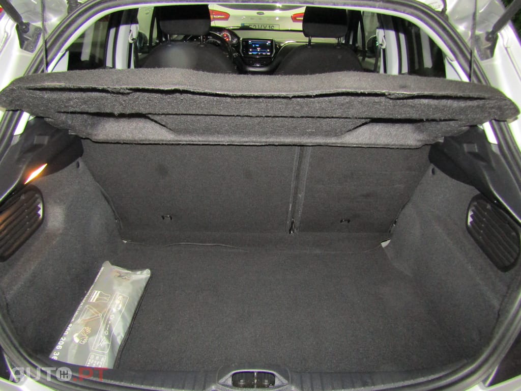 Peugeot 208 1.6 BlueHDi Access