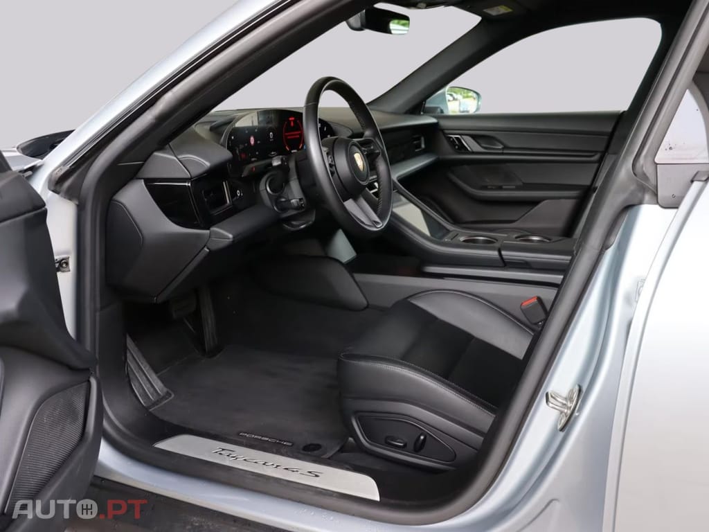 Porsche Taycan 4S I.V.A DEDUTIVEL