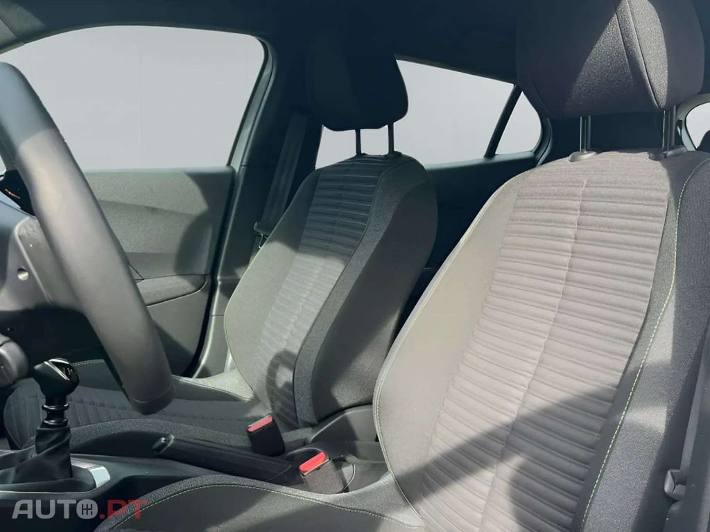 Peugeot 2008 1.2 PureTech 100 Active 5P