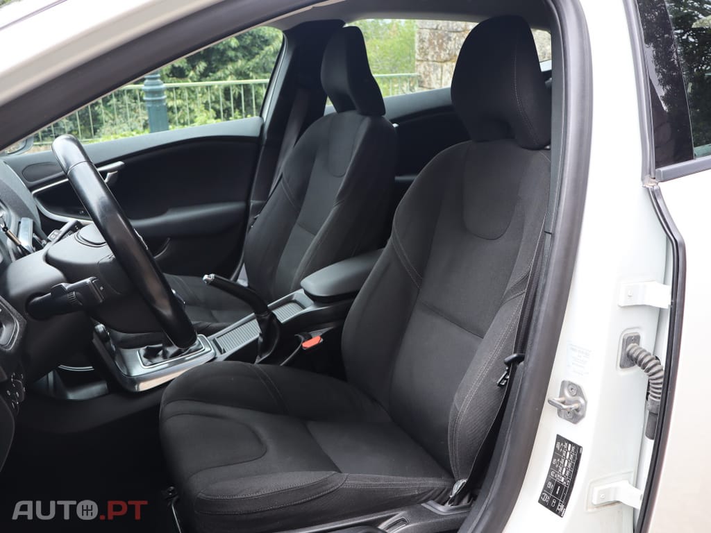 Volvo V40 1.6 D2 Kinetic