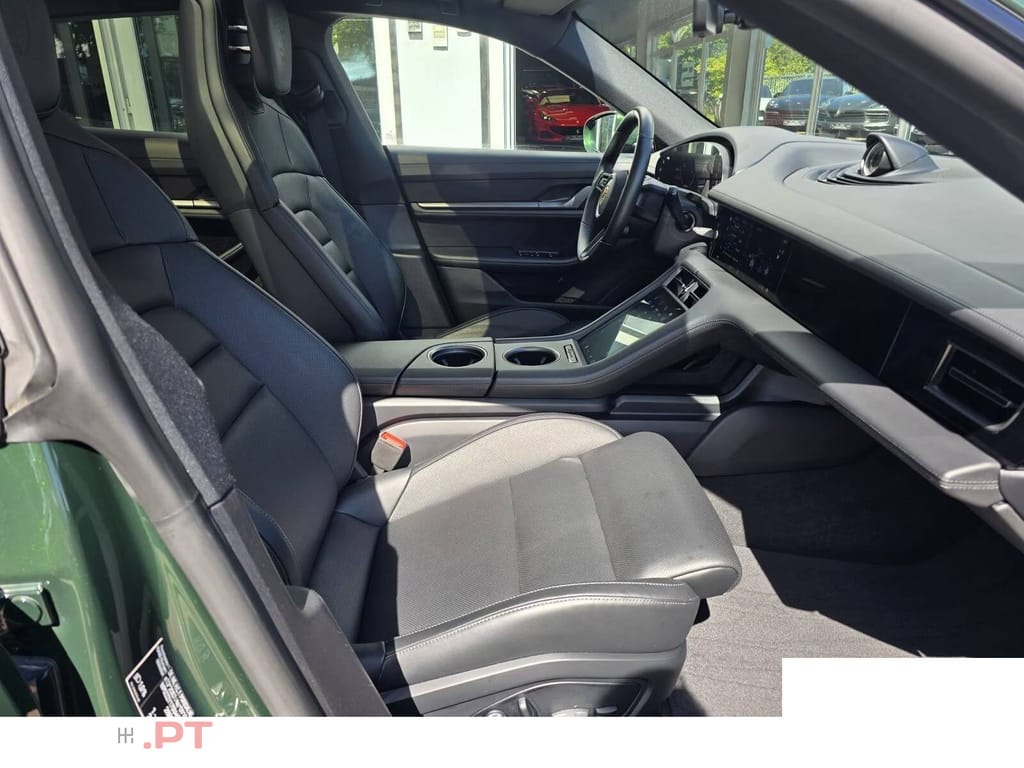 Porsche Taycan 4S