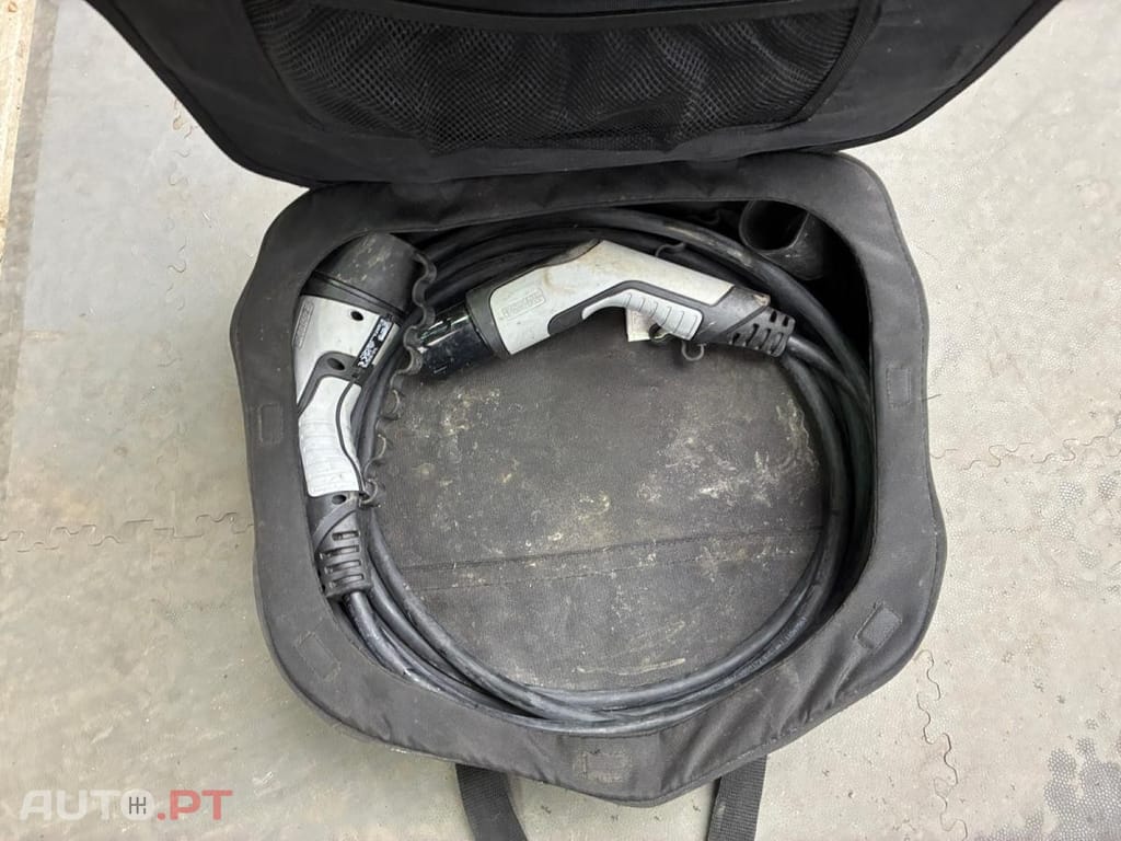 DS DS7 Crossback E-Tense Performance Line+ EAT8