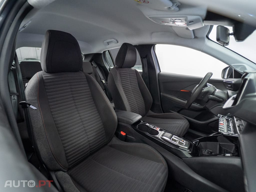 Peugeot E-208 50 kWh Active Pack