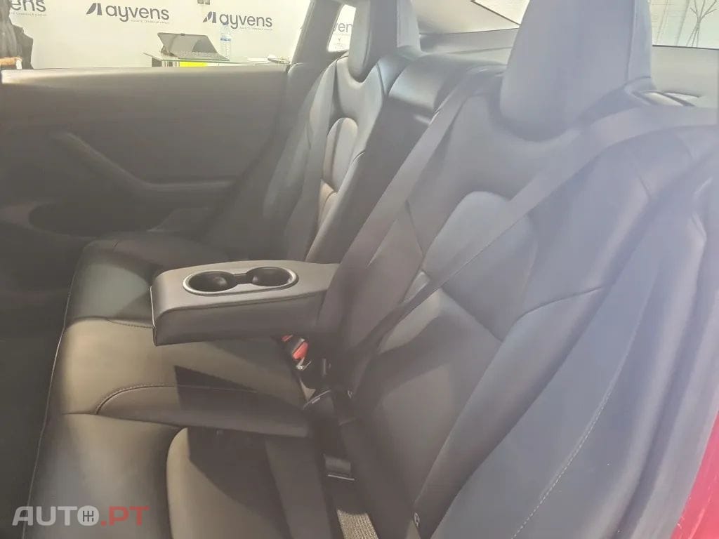 Tesla Model 3 Long-Range Dual Motor AWD