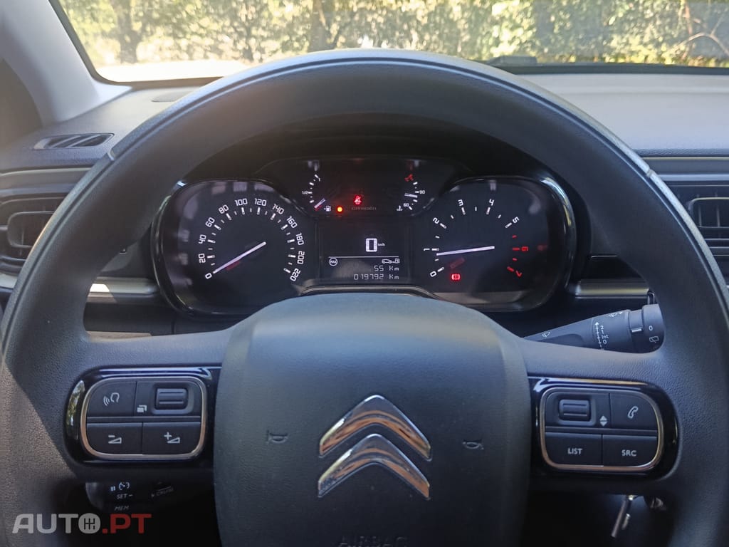 Citroen C3 PureTech attraction