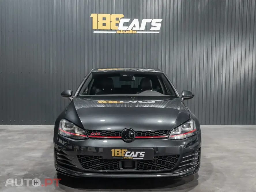 Volkswagen Golf 2.0 TSi GTi DSG Performance