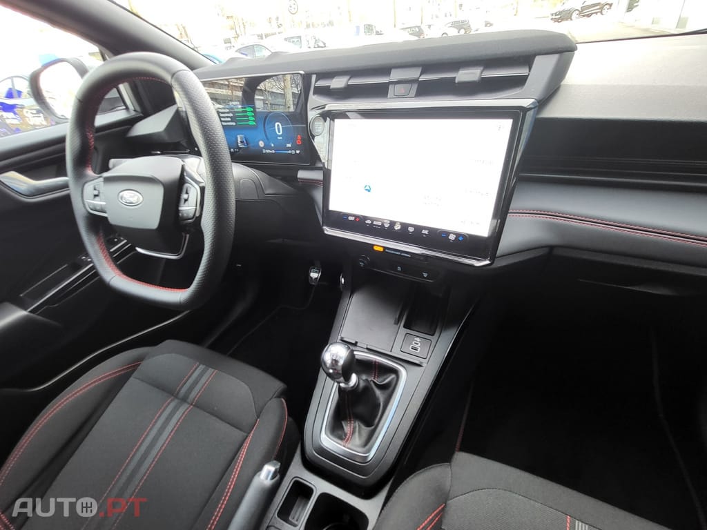 Ford Puma 1.0 EcoBoost mHEV ST-Line