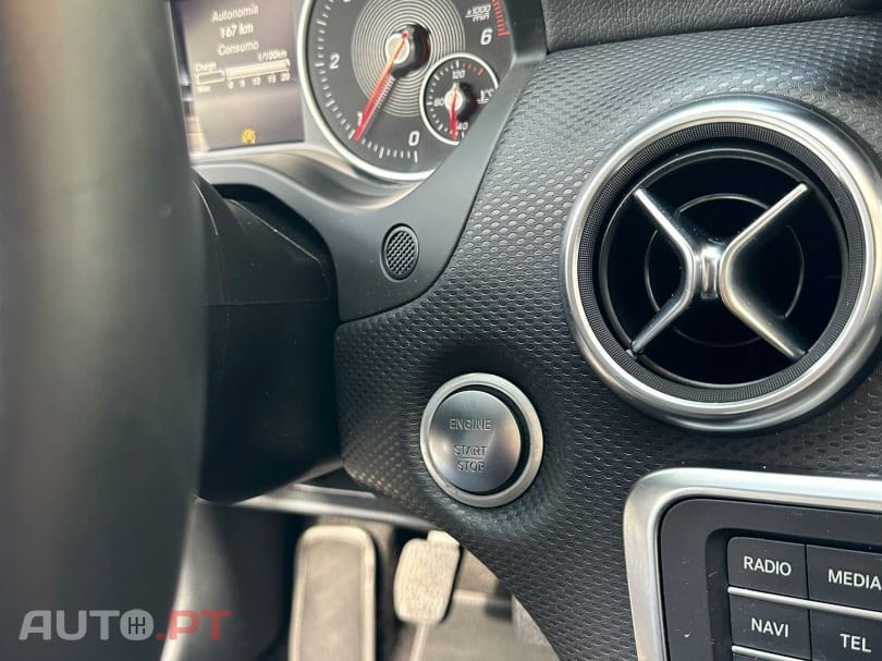 Mercedes-Benz A 180 CDI (BlueEFFICIENCY) Urban