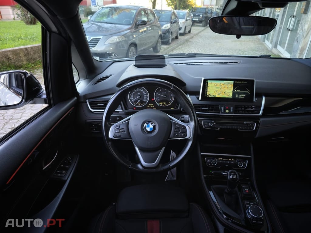 BMW 216 d Sport Line
