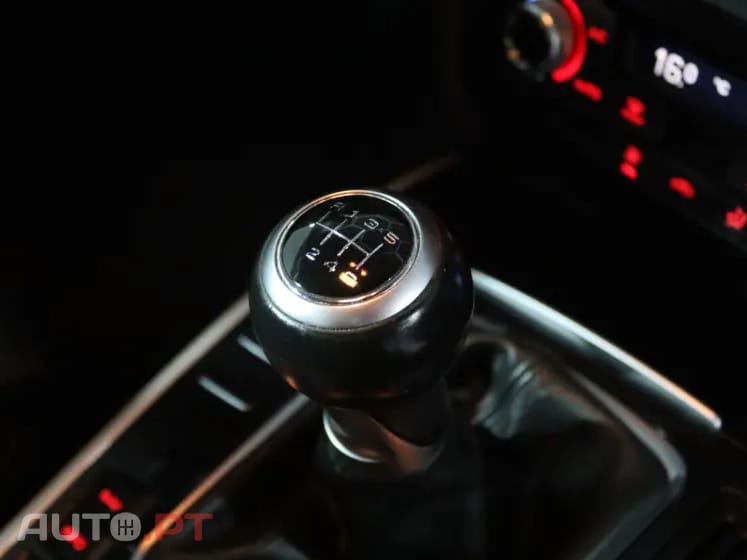 Audi A5 2.0 TDI S-line — fotografia 16