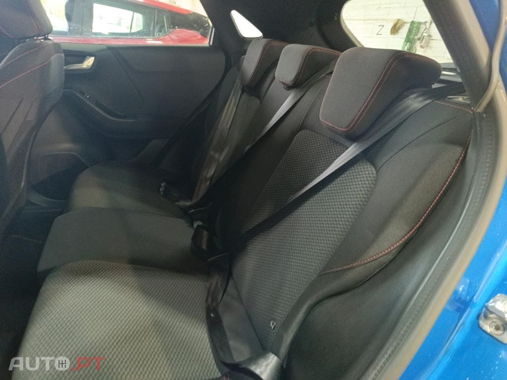 Ford Puma 1.0 EcoBoost MHEV ST-Line