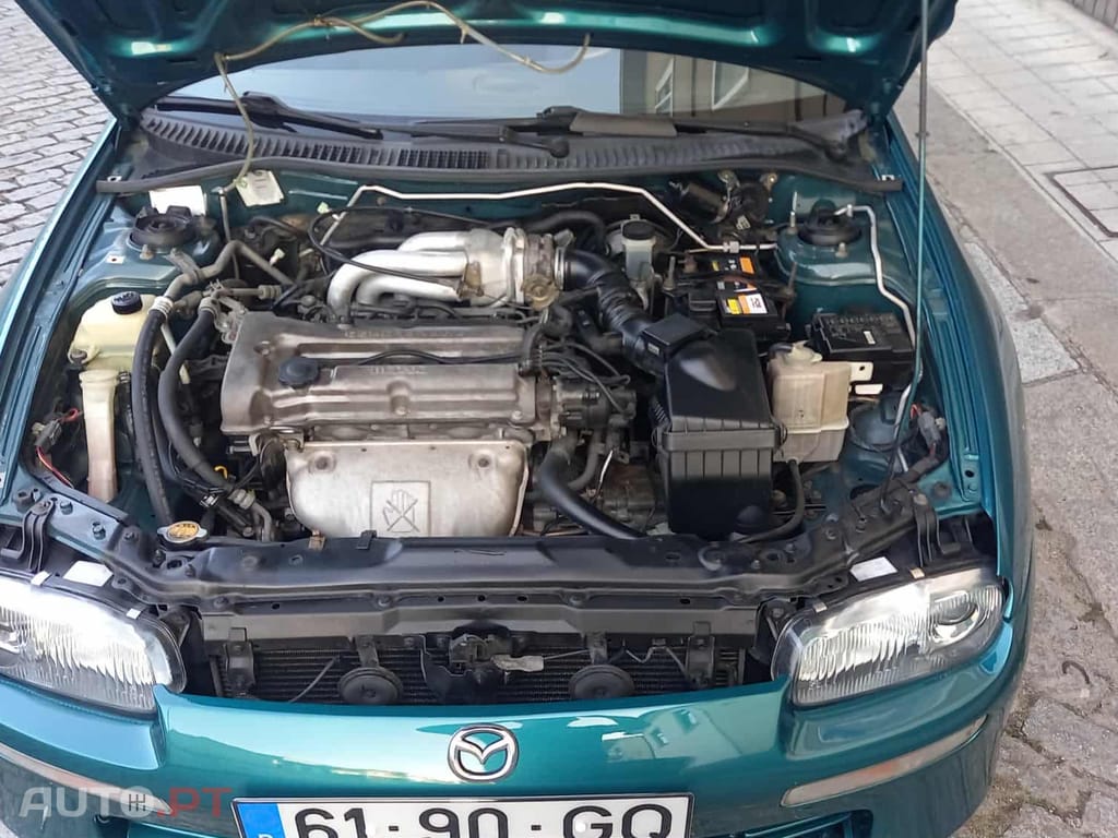 Mazda 323 F 1.5 90cv Direçao assistida