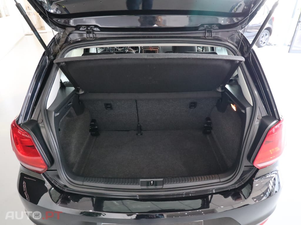 Volkswagen Polo 1.0 Confortline