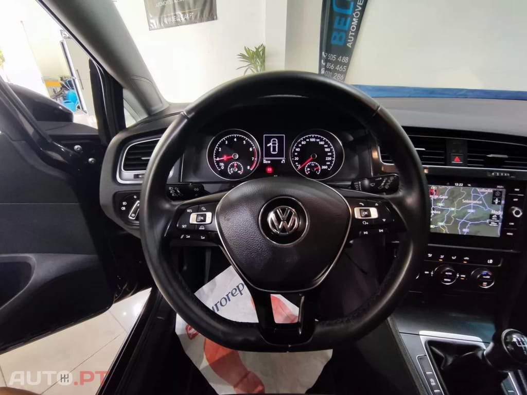 Volkswagen Golf 1.0 TSI Confortline