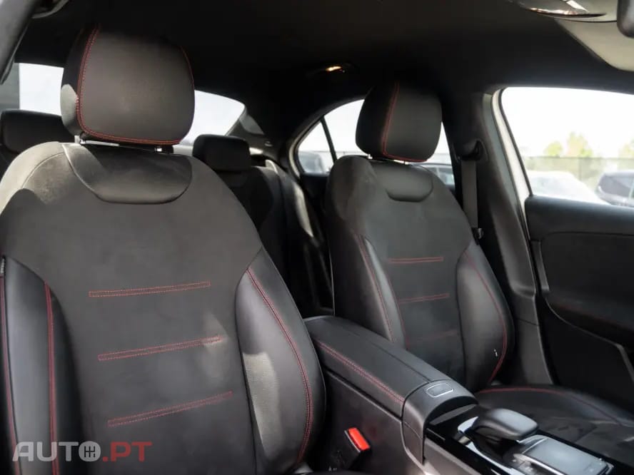 Mercedes-Benz A 250 e 8G-DCT AMG Line
