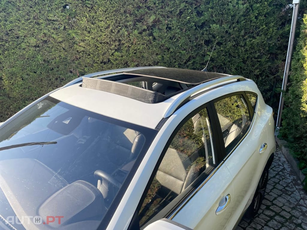 MG ZS EV 44.5 kWh Luxury