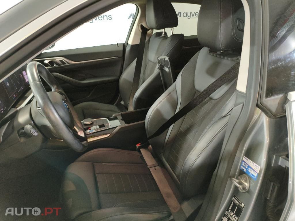 BMW i4 eDrive35