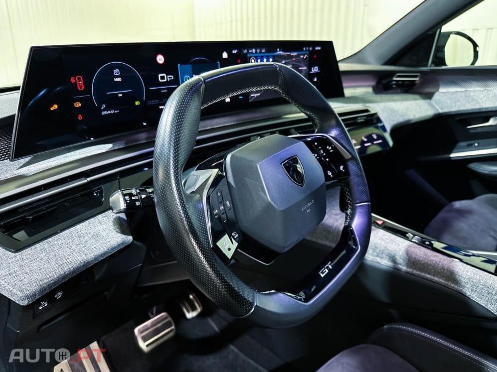 Peugeot 3008 1.2 e-Hybrid GT Pack